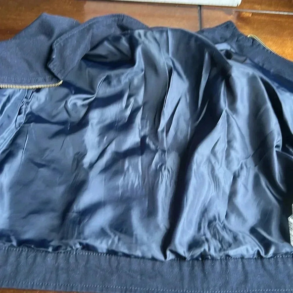 Warner Bros Looney Tunes jacket.. - Picture 10 of 11